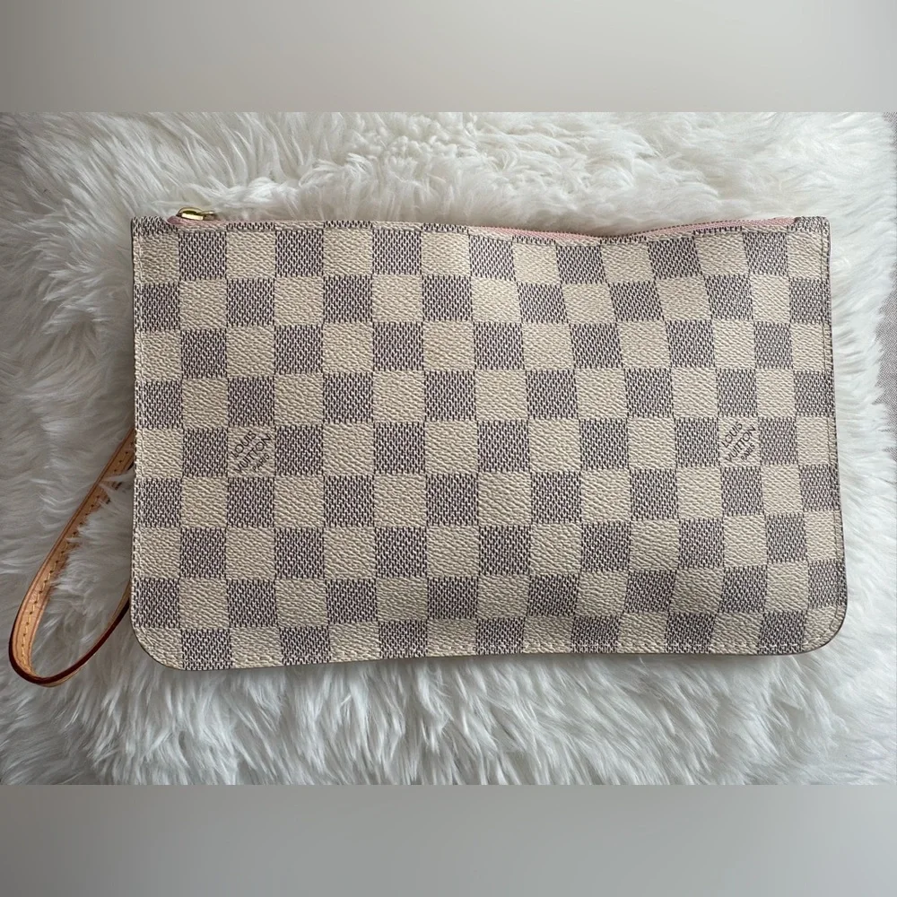 Authentic Louis Vuitton Wristlet - Picture 2 of 7